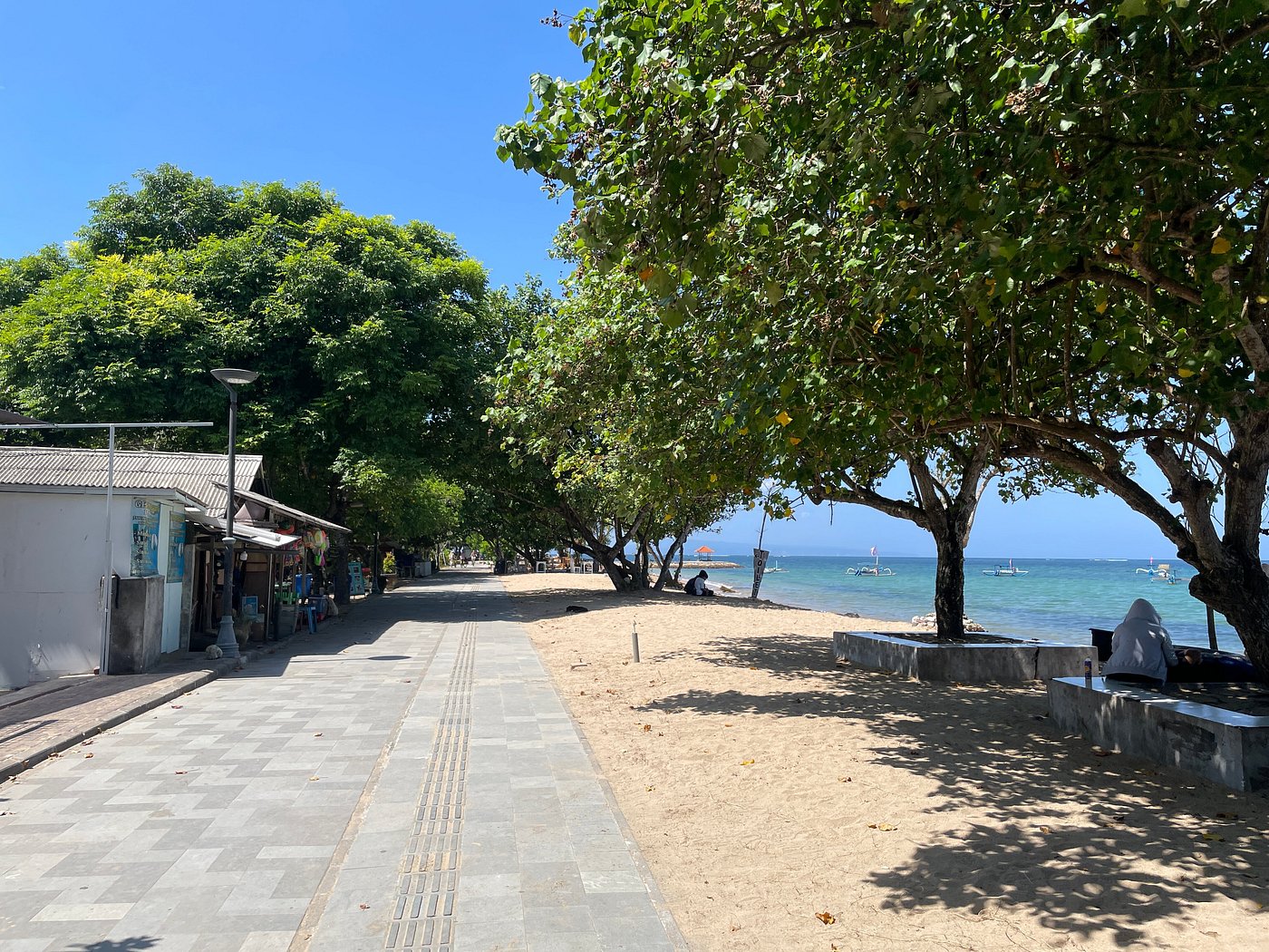 Pantai Mertasari
