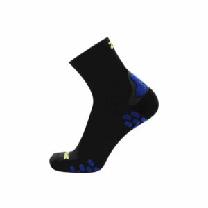 kaos kaki lari terbaik