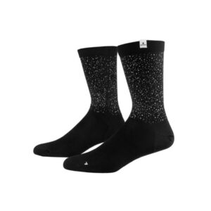 kaos kaki lari terbaik