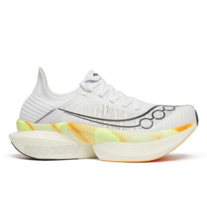 rekomendasi sepatu lari saucony