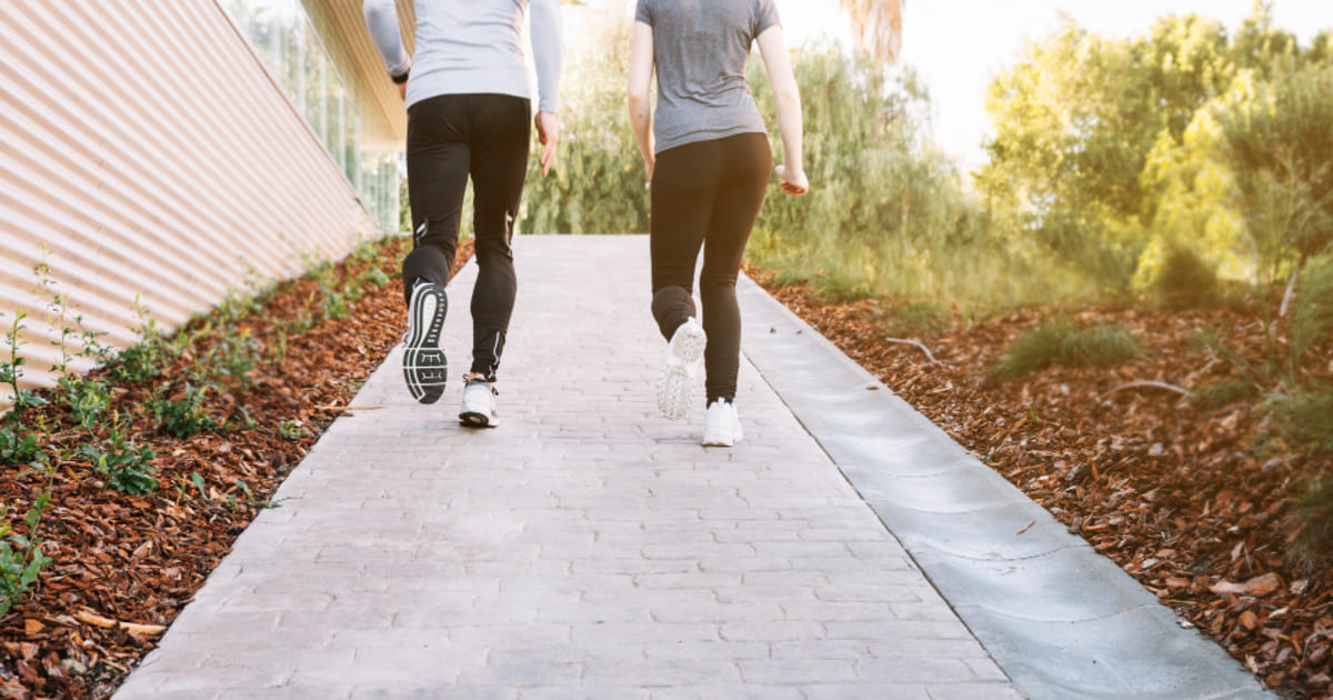 Jalan Cepat vs Jogging