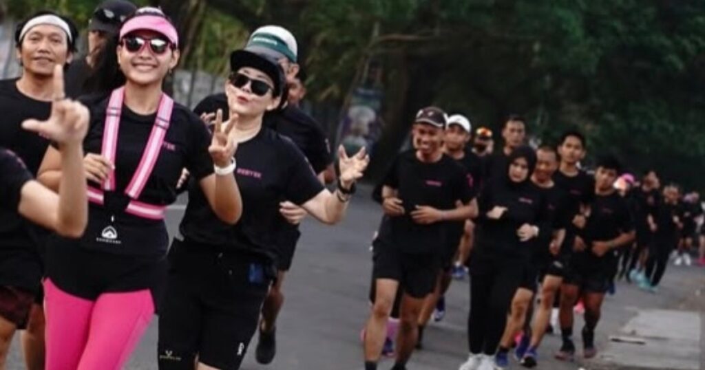 PROFIL PELARI ASIHTA AULIA - Pesan Buat Pelari Pemula