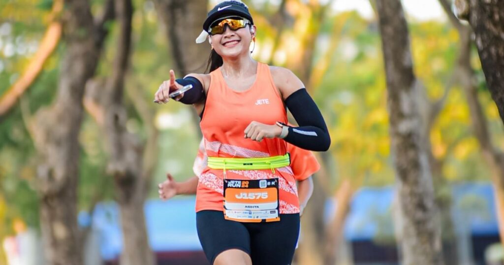 PROFIL PELARI ASIHTA AULIA - Virgin Marathon di Usia 18 Tahun
