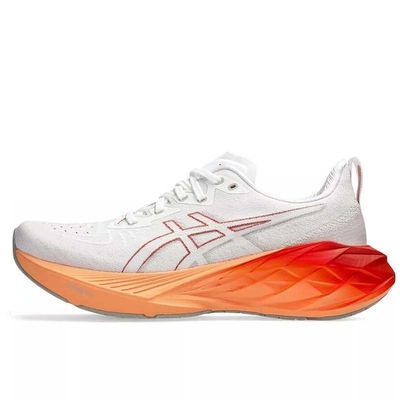 ASICS Novablast 4