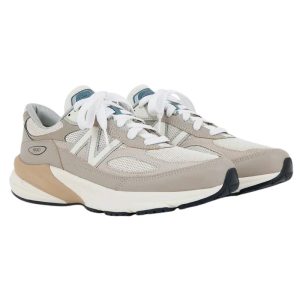 New Balance 990 v6