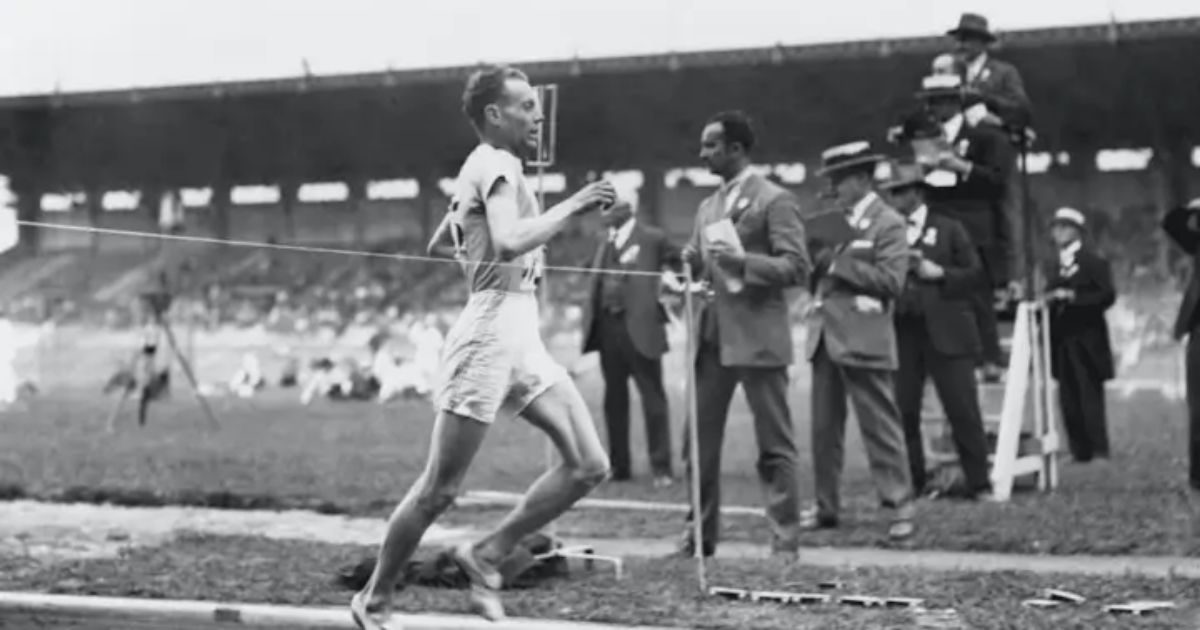Profil Emil Zátopek - Kunci Interval Training yang Baik