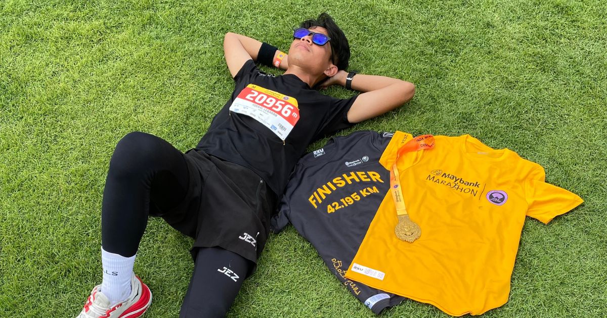 Profil Iqbaal Lebaran - Keliling Dunia