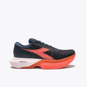 Sepatu Lari Diadora Terbaik