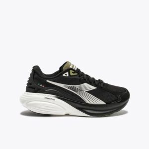 Sepatu Lari Diadora Terbaik